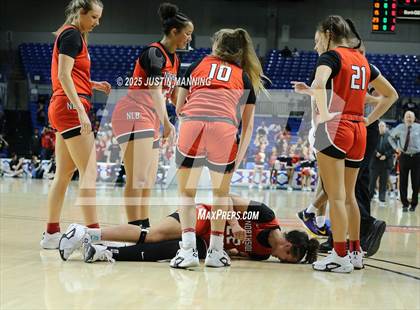 Thumbnail 2 in Fayetteville vs. Northside (AAA 6A State Final) photogallery.