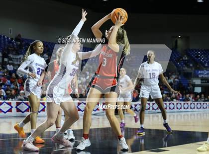Thumbnail 1 in Fayetteville vs. Northside (AAA 6A State Final) photogallery.