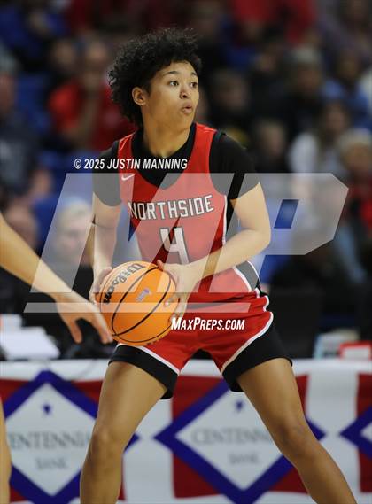 Thumbnail 3 in Fayetteville vs. Northside (AAA 6A State Final) photogallery.