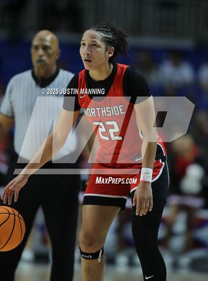 Thumbnail 1 in Fayetteville vs. Northside (AAA 6A State Final) photogallery.