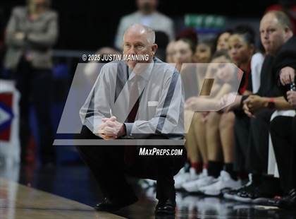 Thumbnail 3 in Fayetteville vs. Northside (AAA 6A State Final) photogallery.