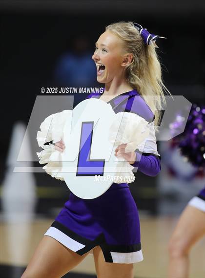 Thumbnail 1 in Fayetteville vs. Northside (AAA 6A State Final) photogallery.