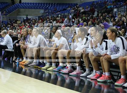 Thumbnail 1 in Fayetteville vs. Northside (AAA 6A State Final) photogallery.