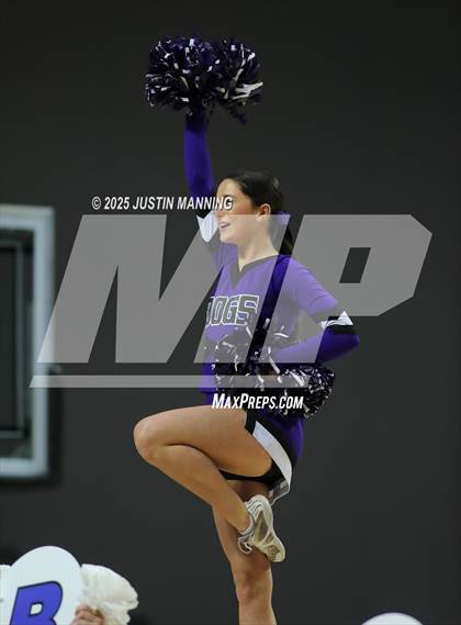 Thumbnail 2 in Fayetteville vs. Northside (AAA 6A State Final) photogallery.