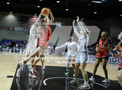 Thumbnail 2 in Fayetteville vs. Northside (AAA 6A State Final) photogallery.