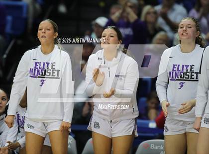 Thumbnail 1 in Fayetteville vs. Northside (AAA 6A State Final) photogallery.
