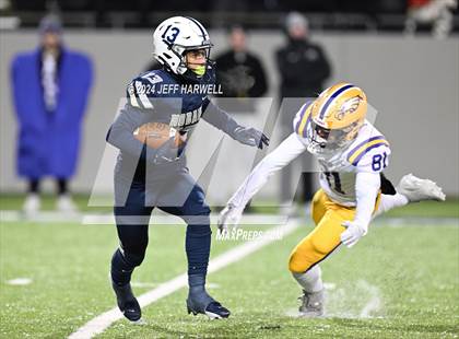 Thumbnail 2 in Avon vs. Archbishop Hoban (OHSAA Division 2 Semifinal) photogallery.