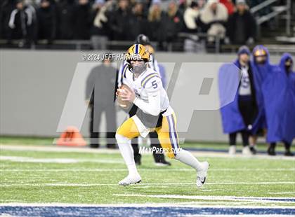 Thumbnail 2 in Avon vs. Archbishop Hoban (OHSAA Division 2 Semifinal) photogallery.