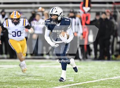 Thumbnail 1 in Avon vs. Archbishop Hoban (OHSAA Division 2 Semifinal) photogallery.