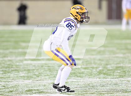 Thumbnail 1 in Avon vs. Archbishop Hoban (OHSAA Division 2 Semifinal) photogallery.