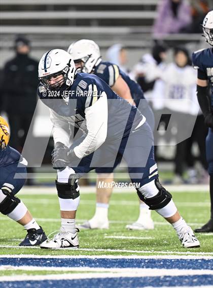 Thumbnail 3 in Avon vs. Archbishop Hoban (OHSAA Division 2 Semifinal) photogallery.