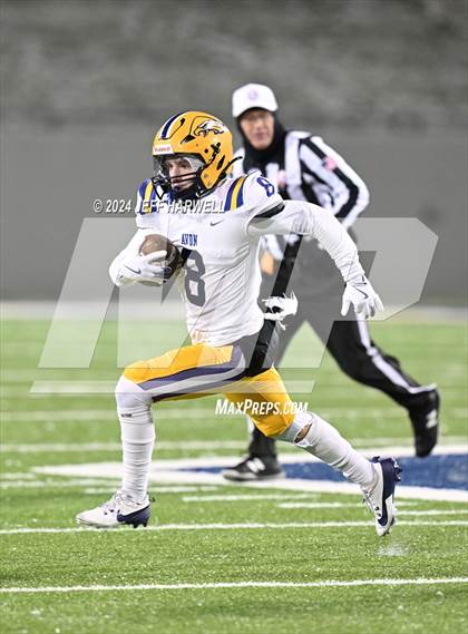 Thumbnail 1 in Avon vs. Archbishop Hoban (OHSAA Division 2 Semifinal) photogallery.