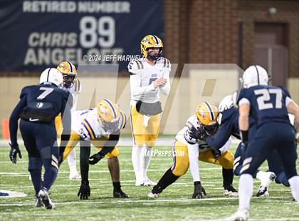Thumbnail 1 in Avon vs. Archbishop Hoban (OHSAA Division 2 Semifinal) photogallery.