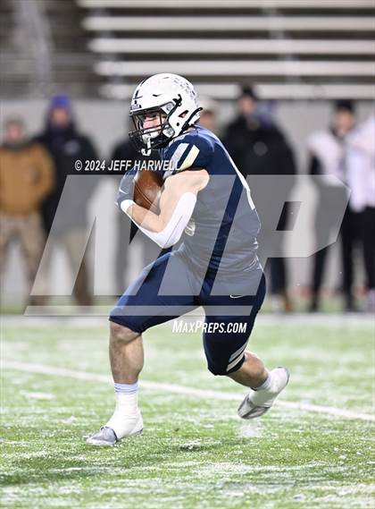 Thumbnail 1 in Avon vs. Archbishop Hoban (OHSAA Division 2 Semifinal) photogallery.