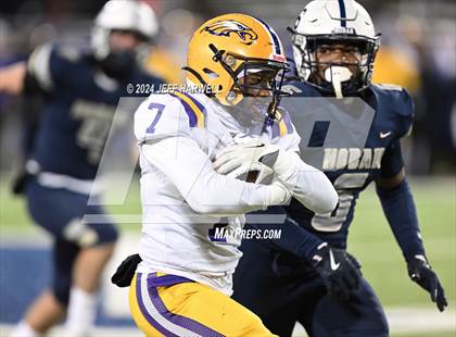 Thumbnail 1 in Avon vs. Archbishop Hoban (OHSAA Division 2 Semifinal) photogallery.