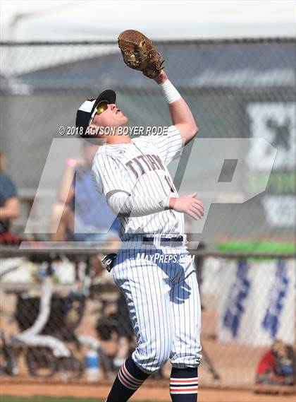 Thumbnail 2 in Legend vs Mountain View (The Boras Classic) photogallery.