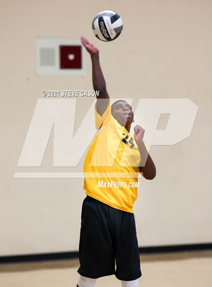 Thumbnail 3 in Del Oro @ Whitney photogallery.