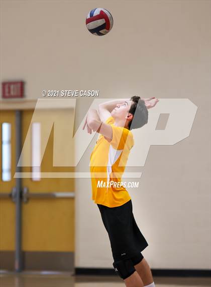 Thumbnail 3 in Del Oro @ Whitney photogallery.