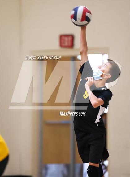 Thumbnail 2 in Del Oro @ Whitney photogallery.
