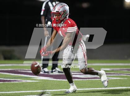 Thumbnail 3 in Ennis vs Woodrow Wilson (UIL Class 5A Divison II Bi-District Playoff)  photogallery.