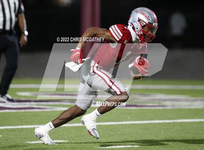 Thumbnail 1 in Ennis vs Woodrow Wilson (UIL Class 5A Divison II Bi-District Playoff)  photogallery.