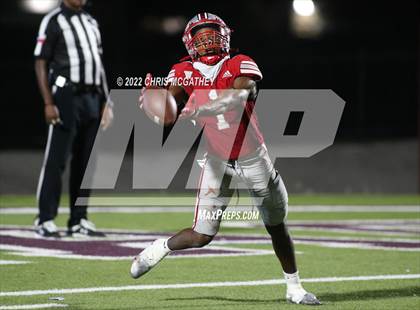Thumbnail 1 in Ennis vs Woodrow Wilson (UIL Class 5A Divison II Bi-District Playoff)  photogallery.