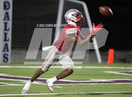 Thumbnail 1 in Ennis vs Woodrow Wilson (UIL Class 5A Divison II Bi-District Playoff)  photogallery.