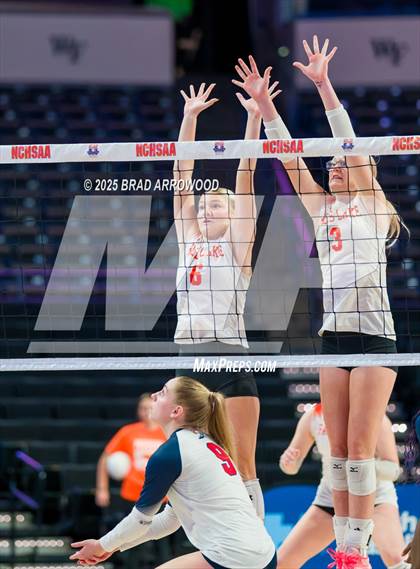 Thumbnail 3 in Falls Lake vs Leadership Academy (NCHSAA 1A Final) photogallery.