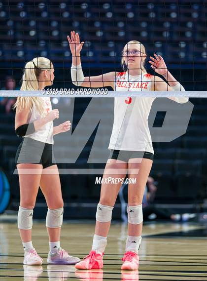 Thumbnail 2 in Falls Lake vs Leadership Academy (NCHSAA 1A Final) photogallery.