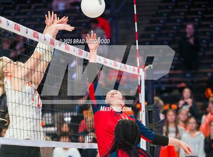 Thumbnail 2 in Falls Lake vs Leadership Academy (NCHSAA 1A Final) photogallery.