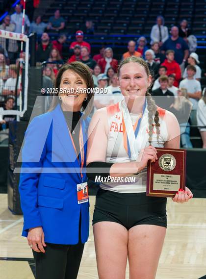 Thumbnail 1 in Falls Lake vs Leadership Academy (NCHSAA 1A Final) photogallery.