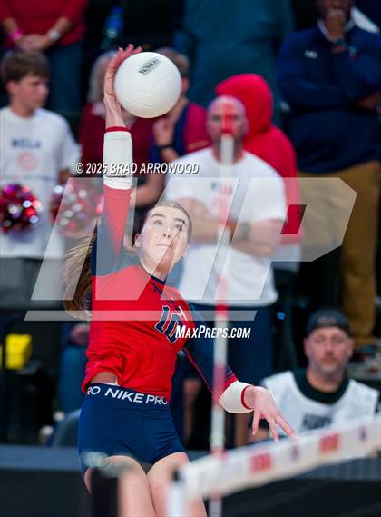 Thumbnail 3 in Falls Lake vs Leadership Academy (NCHSAA 1A Final) photogallery.