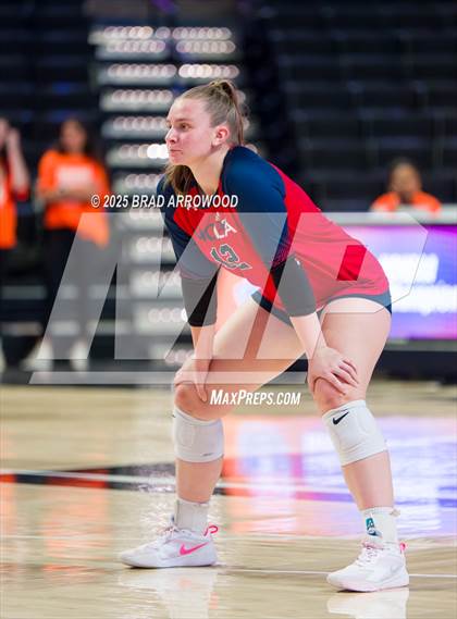 Thumbnail 1 in Falls Lake vs Leadership Academy (NCHSAA 1A Final) photogallery.