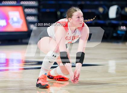 Thumbnail 2 in Falls Lake vs Leadership Academy (NCHSAA 1A Final) photogallery.