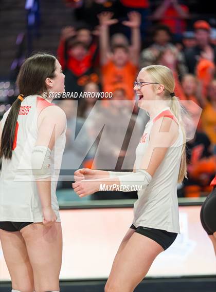 Thumbnail 1 in Falls Lake vs Leadership Academy (NCHSAA 1A Final) photogallery.