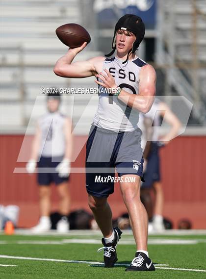 Thumbnail 3 in Episcopal School of Dallas vs University (Texas 7 on 7 State Qualifier) photogallery.