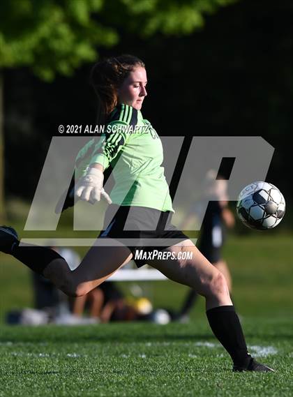 Thumbnail 2 in Fairport @ Rush-Henrietta photogallery.