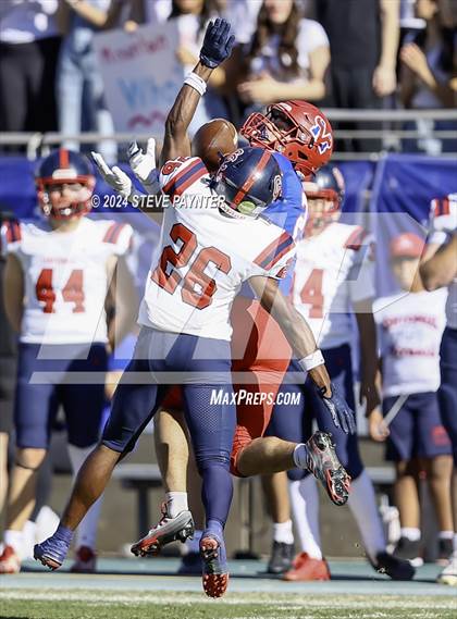 Thumbnail 1 in Mountain View Mesa vs Centennial (AIA 6A Final) photogallery.