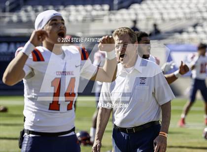 Thumbnail 1 in Mountain View Mesa vs Centennial (AIA 6A Final) photogallery.