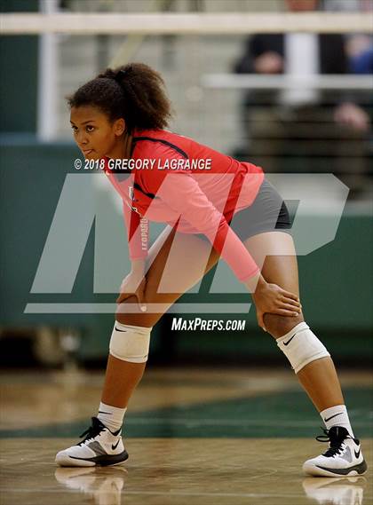 Thumbnail 2 in Lovejoy vs Prosper photogallery.