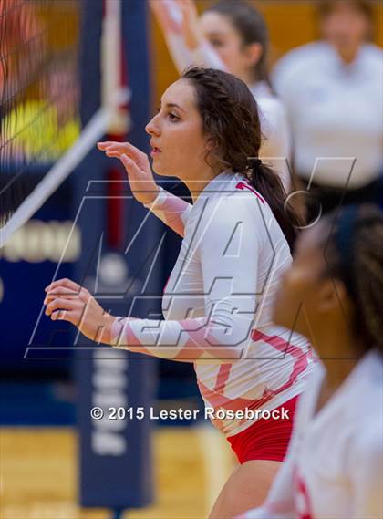 Thumbnail 3 in O'Connor vs. Taft photogallery.