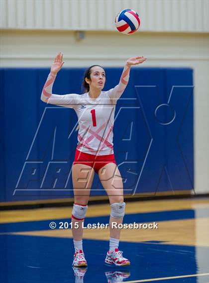 Thumbnail 3 in O'Connor vs. Taft photogallery.