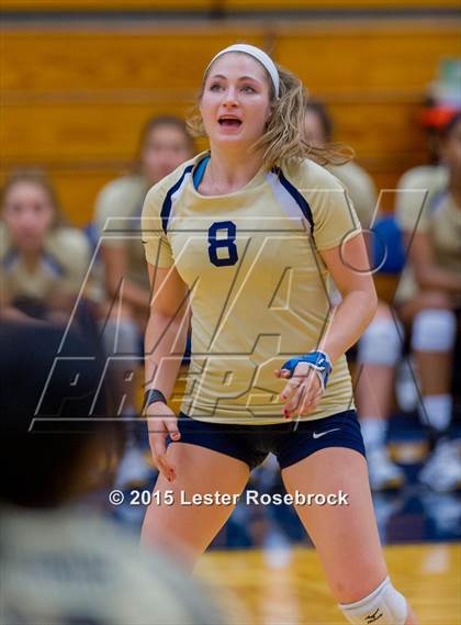 Thumbnail 1 in O'Connor vs. Taft photogallery.