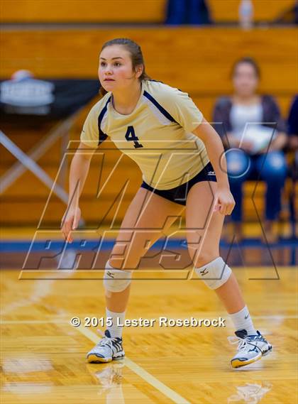 Thumbnail 3 in O'Connor vs. Taft photogallery.