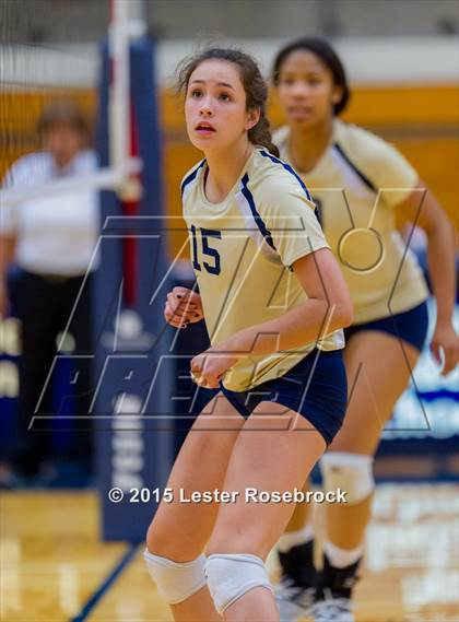 Thumbnail 1 in O'Connor vs. Taft photogallery.