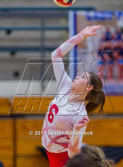 Thumbnail 2 in O'Connor vs. Taft photogallery.