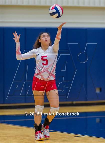 Thumbnail 1 in O'Connor vs. Taft photogallery.
