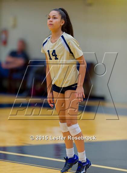 Thumbnail 3 in O'Connor vs. Taft photogallery.