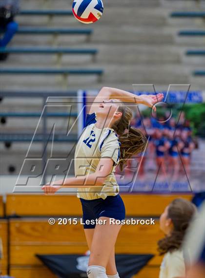 Thumbnail 2 in O'Connor vs. Taft photogallery.