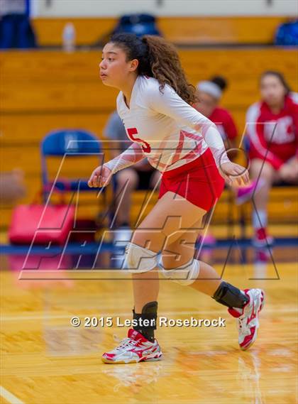 Thumbnail 3 in O'Connor vs. Taft photogallery.